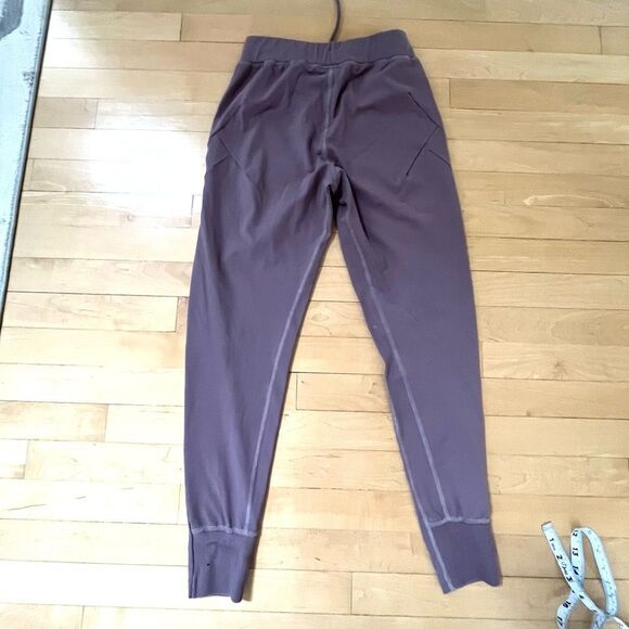Alphalete Premium Pro Elite Jogger in Purple Dove S - Picture 10 of 12